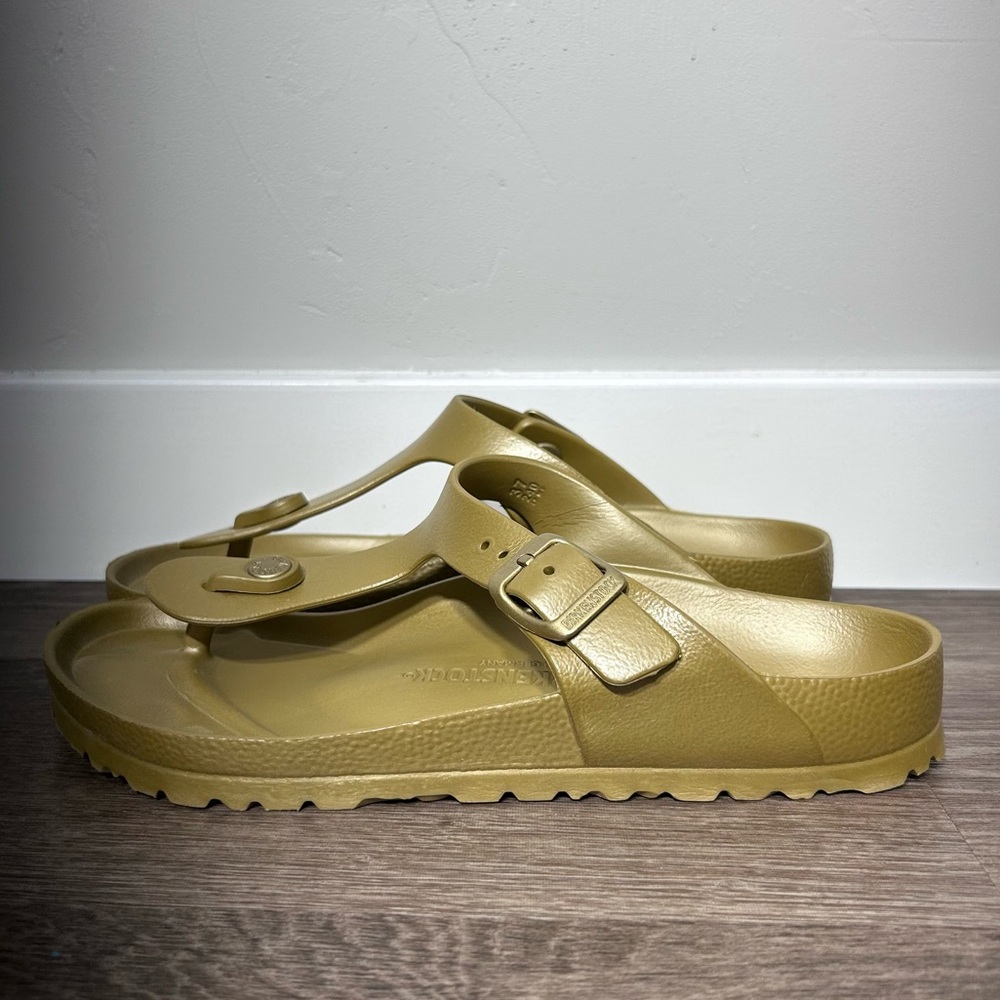Birkenstock Gizeh Essentials Gold Sandals - Size 37/6.5